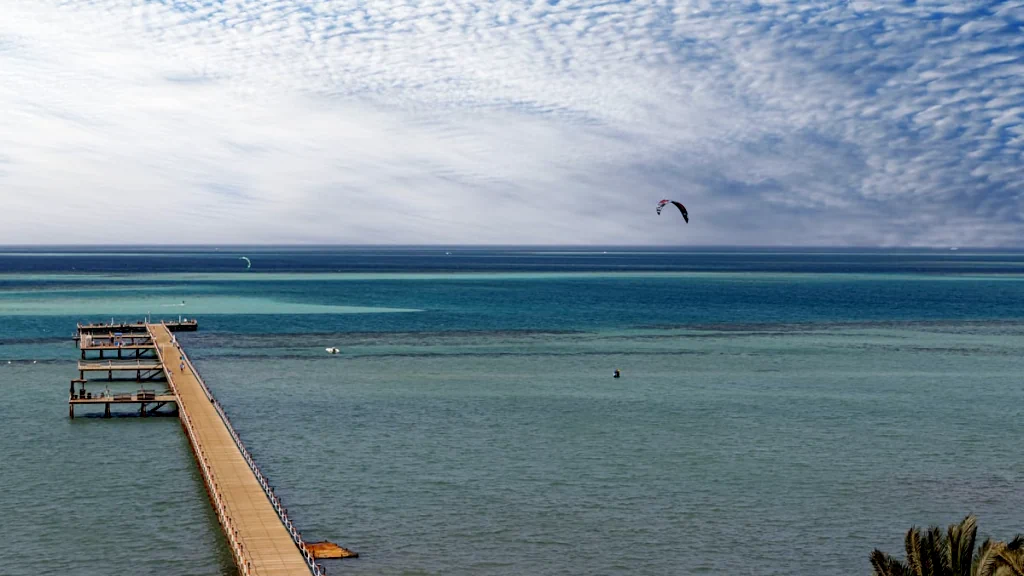 الفندق إيه أم سى رويال - الغردقة
